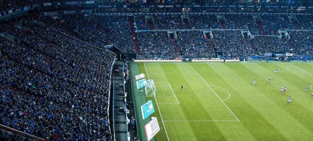 Uzi与50激战IG分钟，表现优异胜负难料！，科维托娃焦点对战赢得满堂喝彩