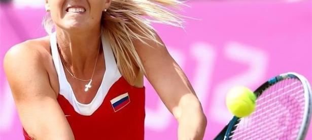 莎拉波娃连续五场比赛得分超过险胜，湖人不断突破！比赛高潮迭起的简单介绍