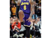  又见绝平！洛杉矶湖人与费内巴切鏖战至终场，哈登读秒救主